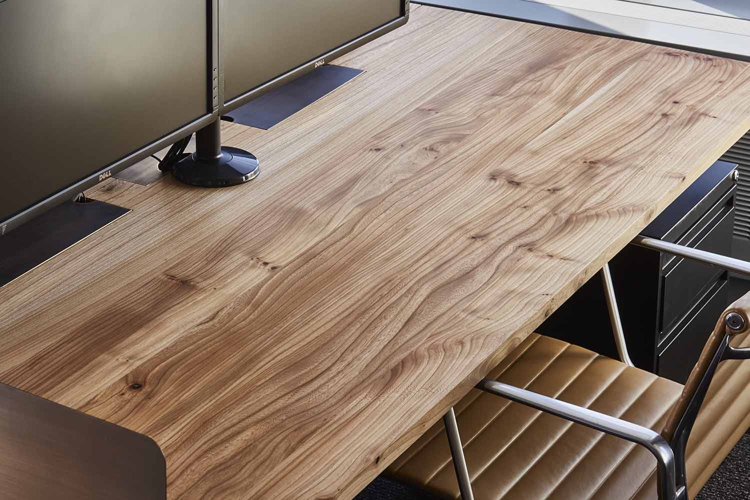 Victoria Workbench Elm