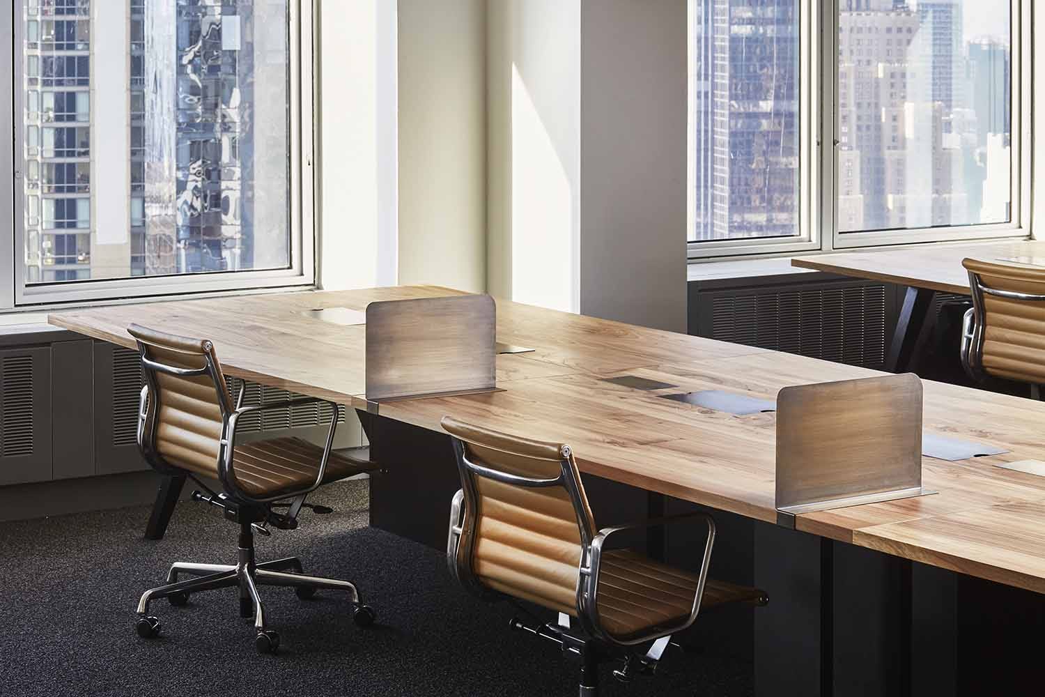 Victoria Workbench Elm