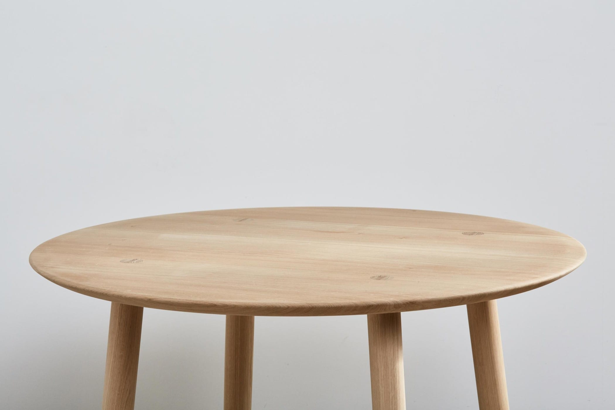 round dining table made from oak