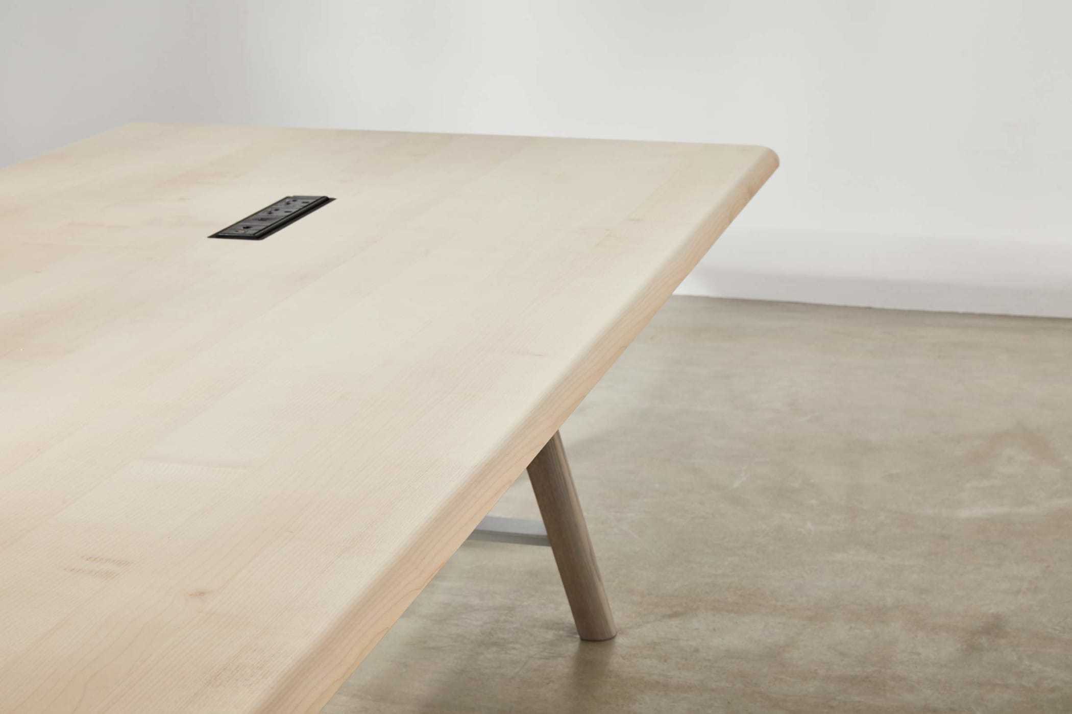 sit stand meeting table